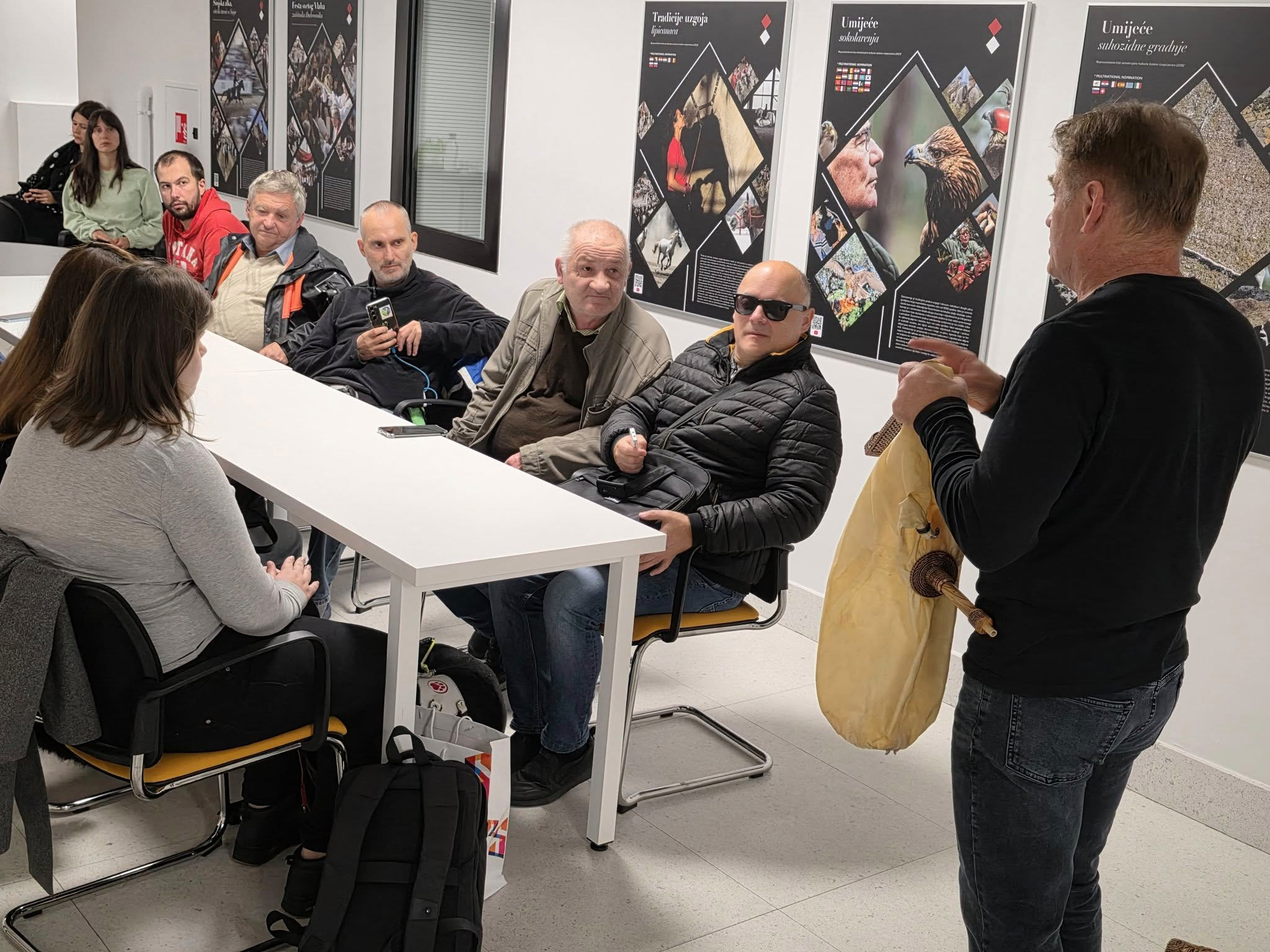 Sudionici radionice u Etnografskom muzeju