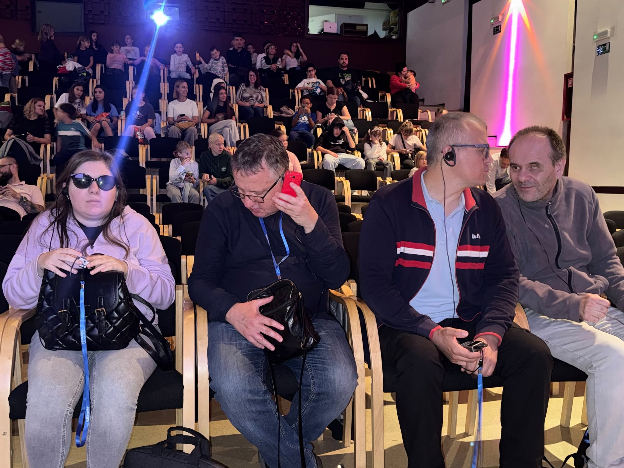 naši korisnici na projekciji filma